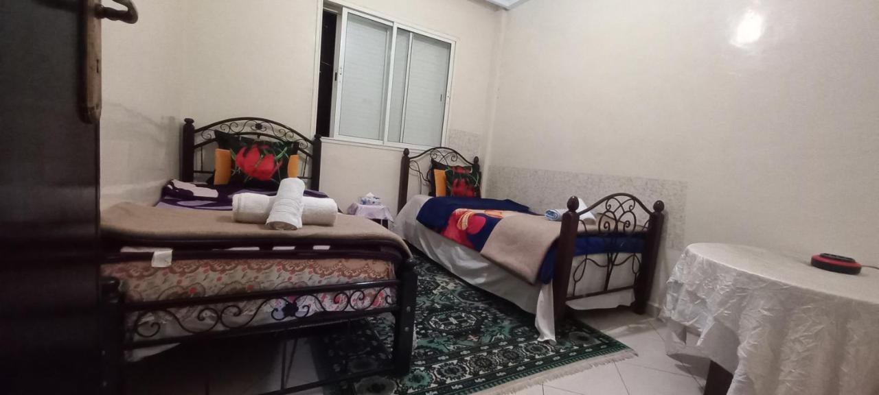 Chambre Prive Private Room Aeroport Mohamed 5 Deroua Kültér fotó