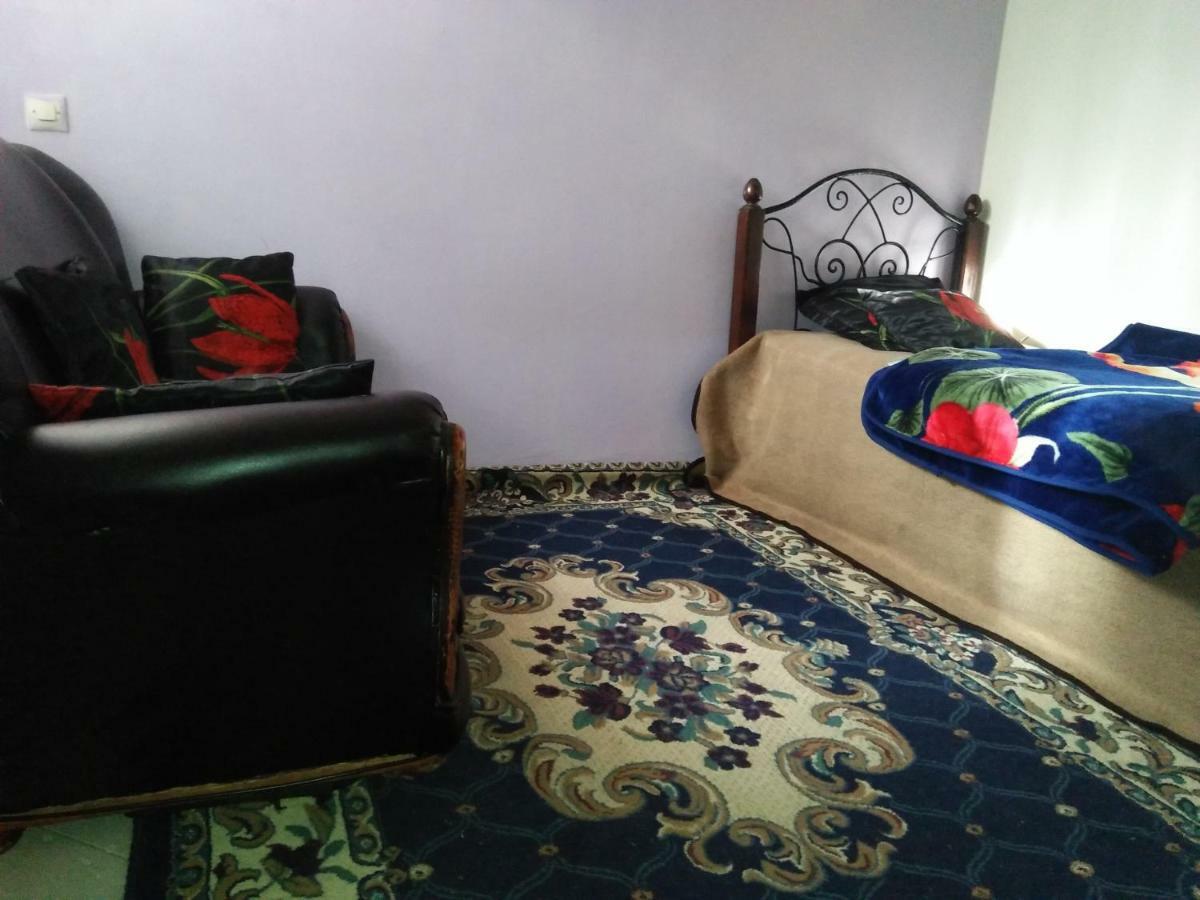 Chambre Prive Private Room Aeroport Mohamed 5 Deroua Kültér fotó